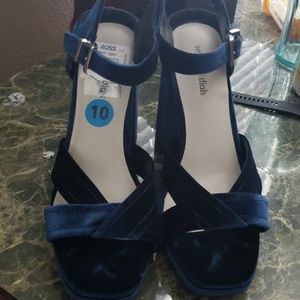 Womens blue velvet platforms